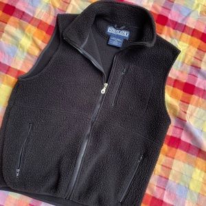 Black Fleece Vest